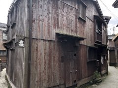 新潟県佐渡市八幡売地