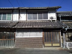 三重県名張市上八町貸戸建住宅