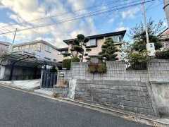 大阪府南河内郡河南町さくら坂売戸建住宅
