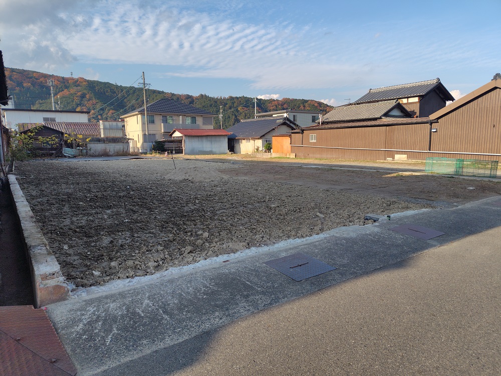 三重県名張市上八町売地