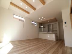 埼玉県入間郡三芳町藤久保売戸建住宅