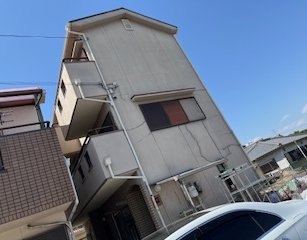 サテライト