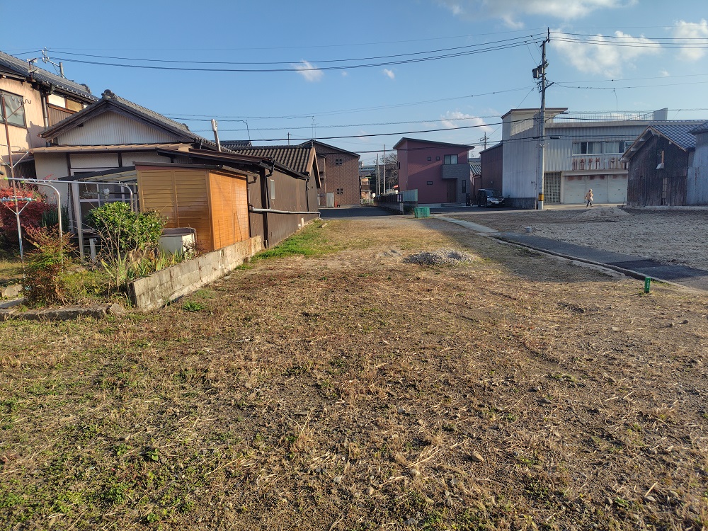 三重県名張市上八町売地