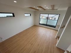 埼玉県三芳町竹間沢売戸建住宅