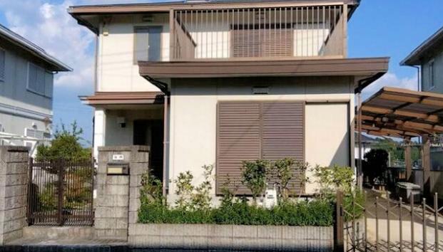 三重県名張市美旗町池の台東売戸建住宅