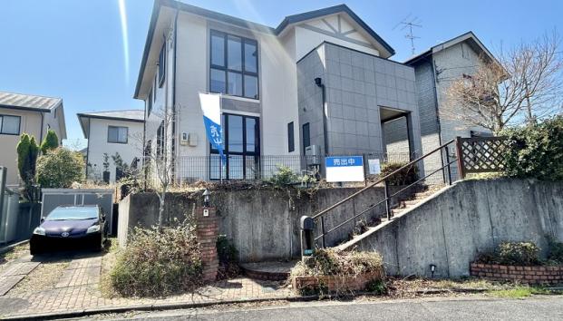 三重県名張市春日丘１番町売戸建住宅