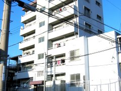 湊川第2マンション2階