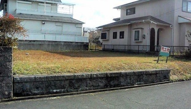 三重県名張市すずらん台東５番町売地