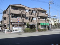 アストンヴィラ