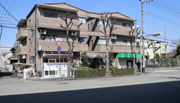 アストンヴィラ
