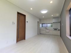 三重県名張市桔梗が丘西１番町売戸建住宅