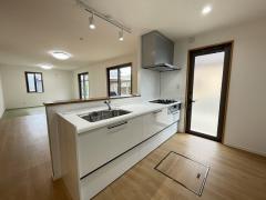 三重県津市豊が丘１丁目売戸建住宅