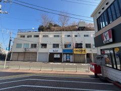 弘明寺駅前ビル
