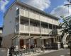 埼玉県草加市草加5丁目一棟アパート