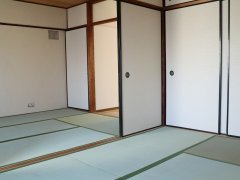 湊川第2マンション2階
