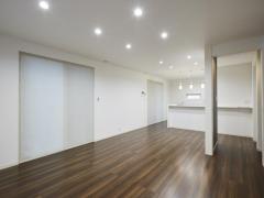 三重県津市高茶屋小森町売戸建住宅