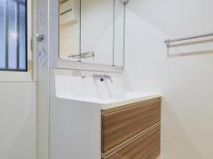 三重県津市高茶屋小森町売戸建住宅